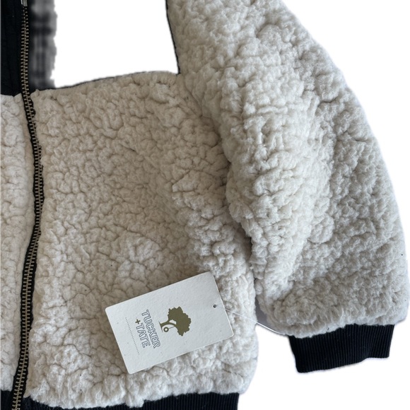 NWT - Picture 2 of 3